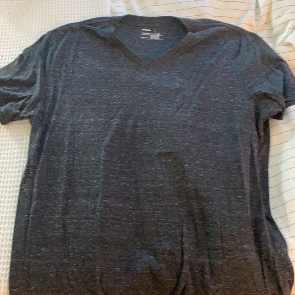 Men’s medium gray public opinion t shirt